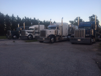 TumbleWeedTrucksAug2015